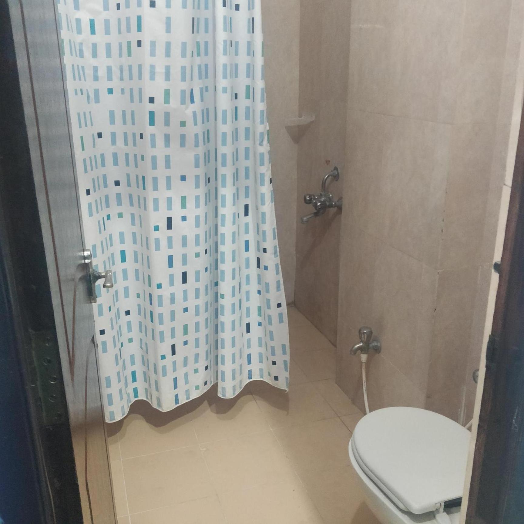 Hotel Delta Executive Shirdi Eksteriør bilde