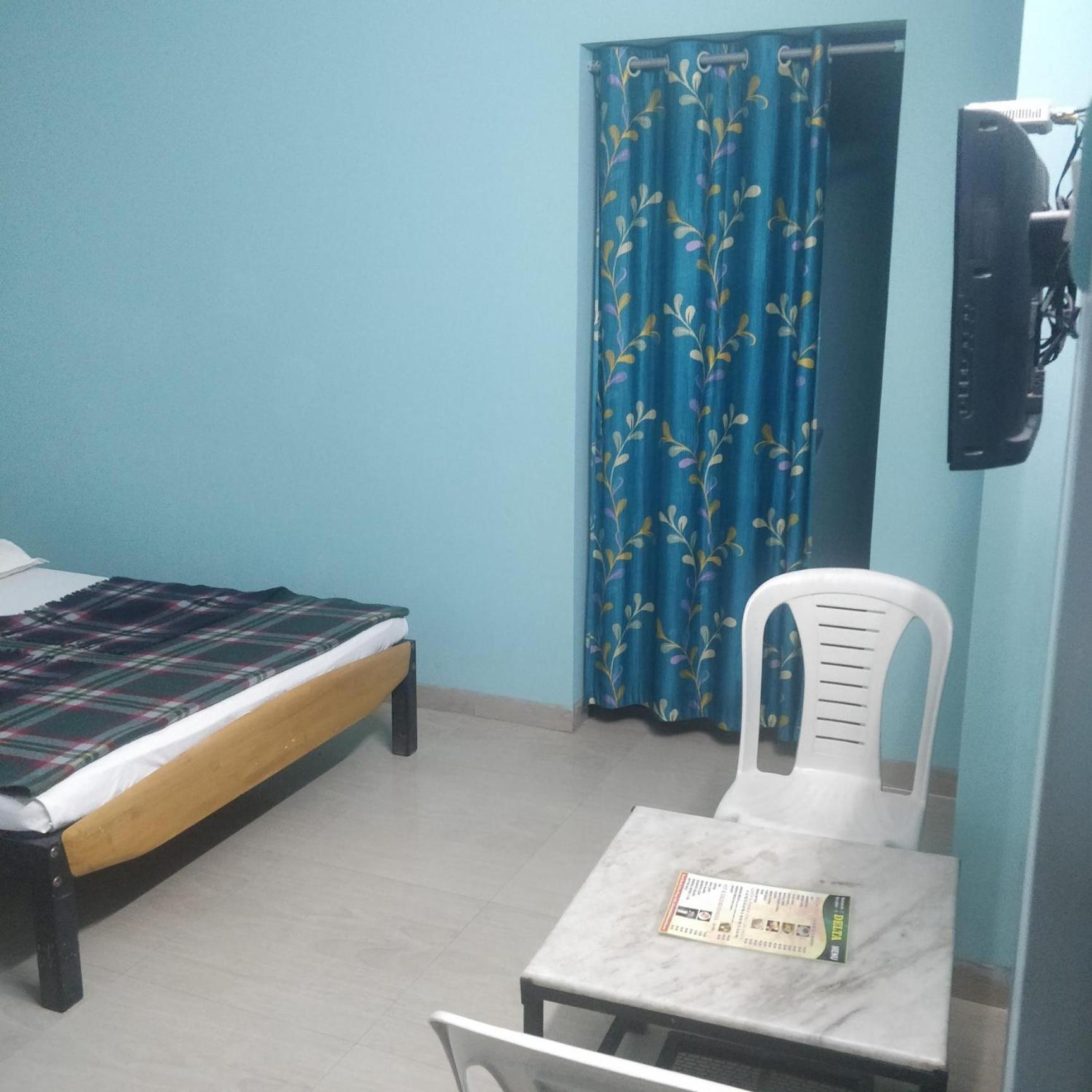 Hotel Delta Executive Shirdi Eksteriør bilde