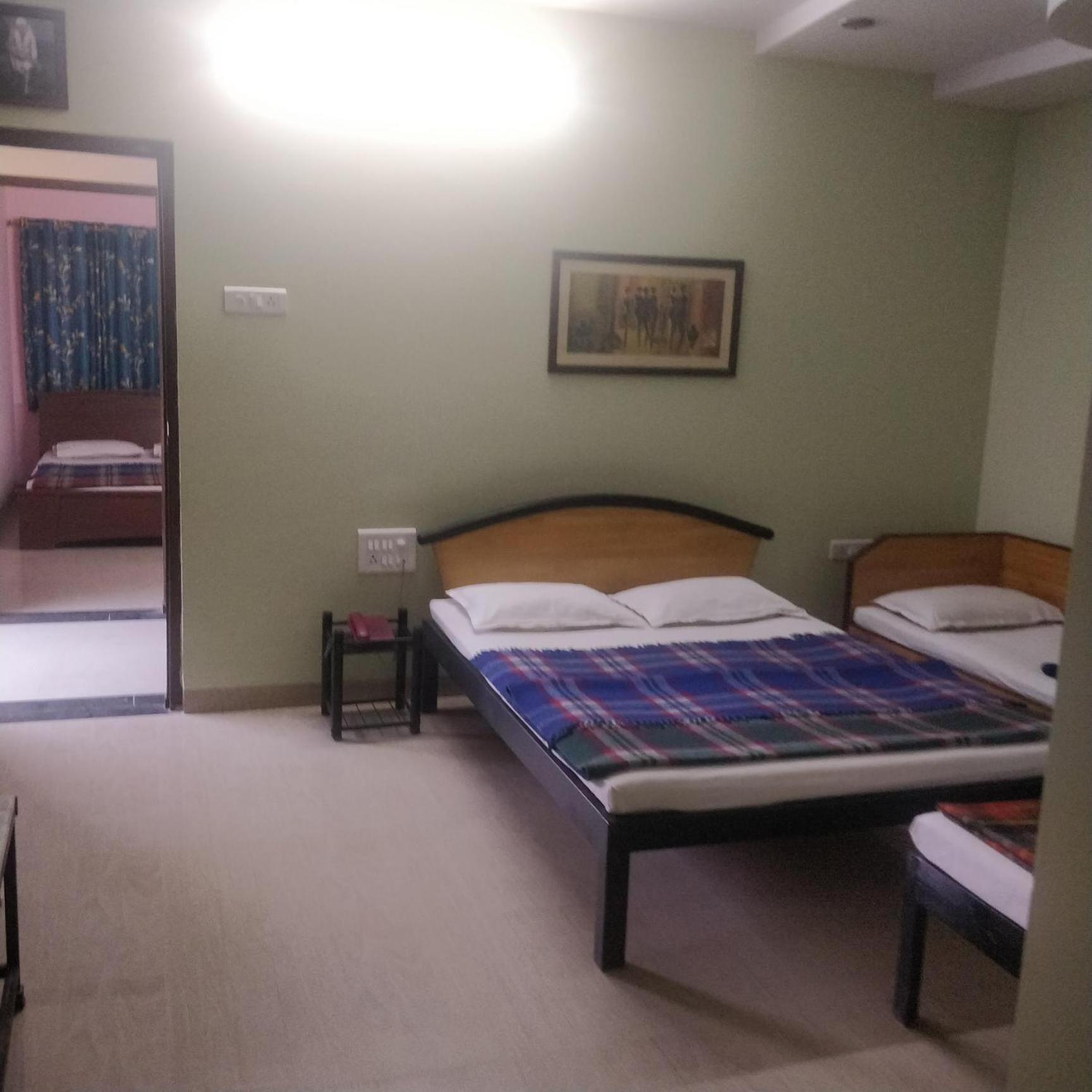 Hotel Delta Executive Shirdi Eksteriør bilde